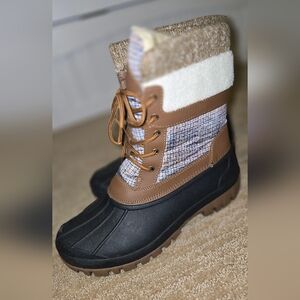 NWOT Women’s Insulated Waterproof Boots | Size 9